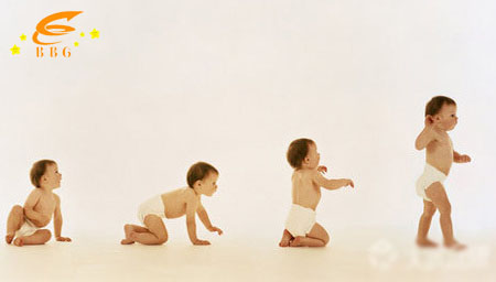 When do baby start crawling?